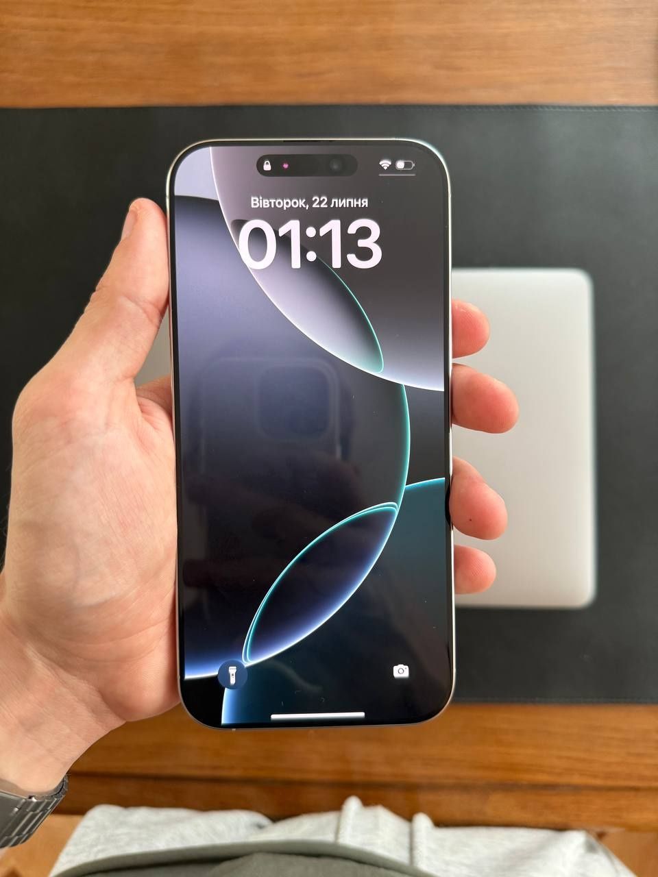 Продам iPhone 16 Pro Max 256GB