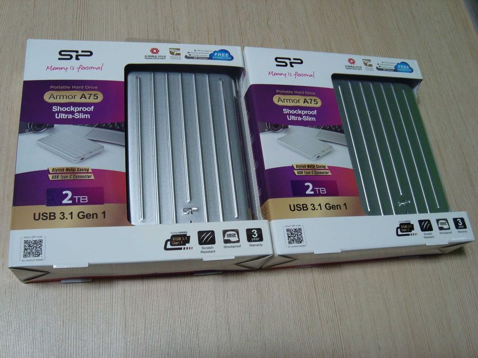 • DYSK 2TB｜Silicon Power® (Seagate) Aluminium + Pendrive 64GB Kingston