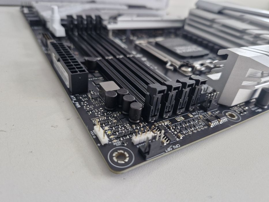 Asus Rog Strix B650-A Gaming Wifi Socket Am5