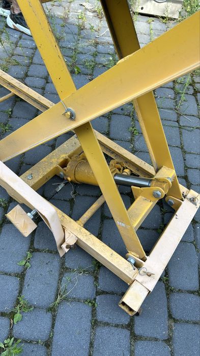 Рампа для складання мотоциклів