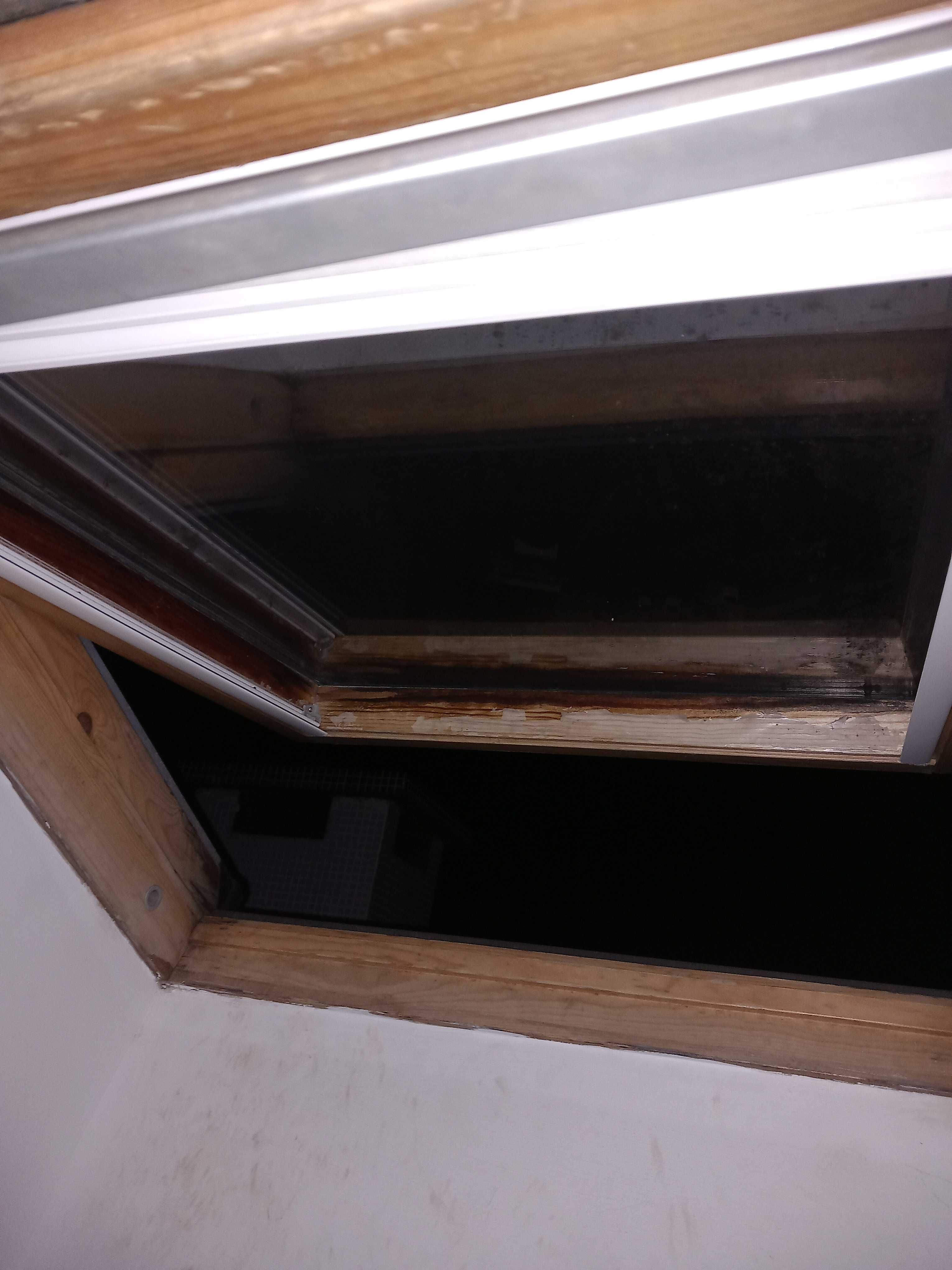 Janelas + Rufos + Blackout Velux