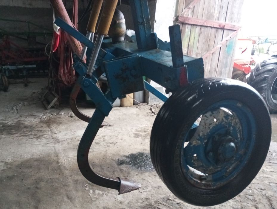 Głebosz na zabezpieczeniu hydraulicznym