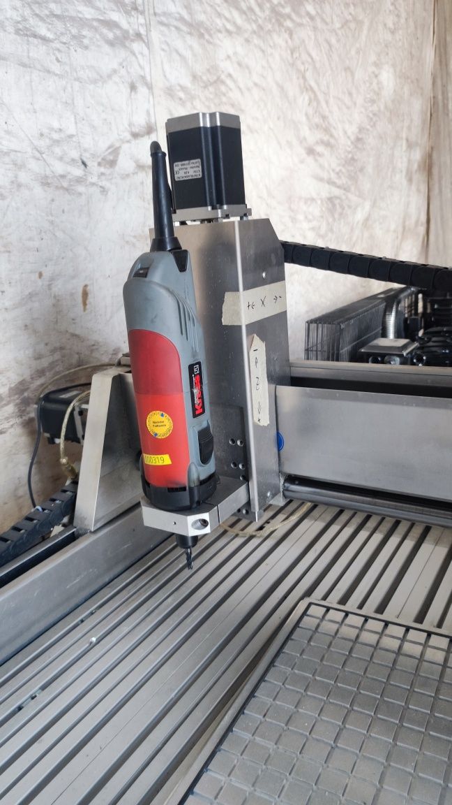 Ploter Frezarka CNC Basic1500 70x130 cm