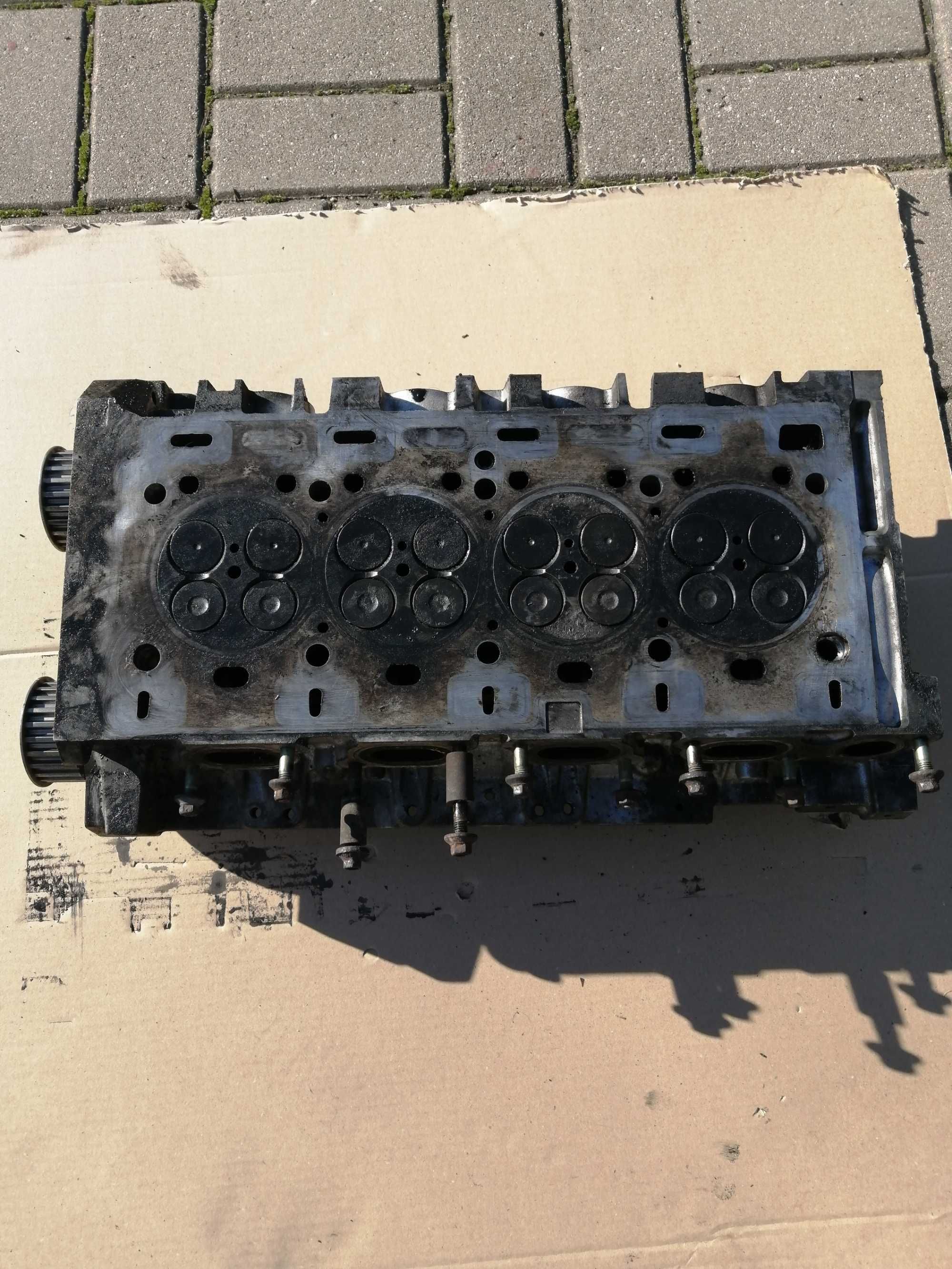 Głowica do silnika G9T 2,2 - 2,5 dci Movano, Master, Laguna.