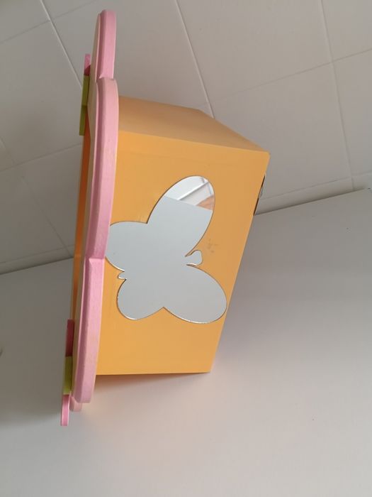 Prateira quadrada flor