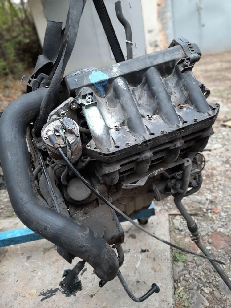Мотор двигатель двигун Mercedes Vito Sprinter 2.2 2.3 2.7 2.9