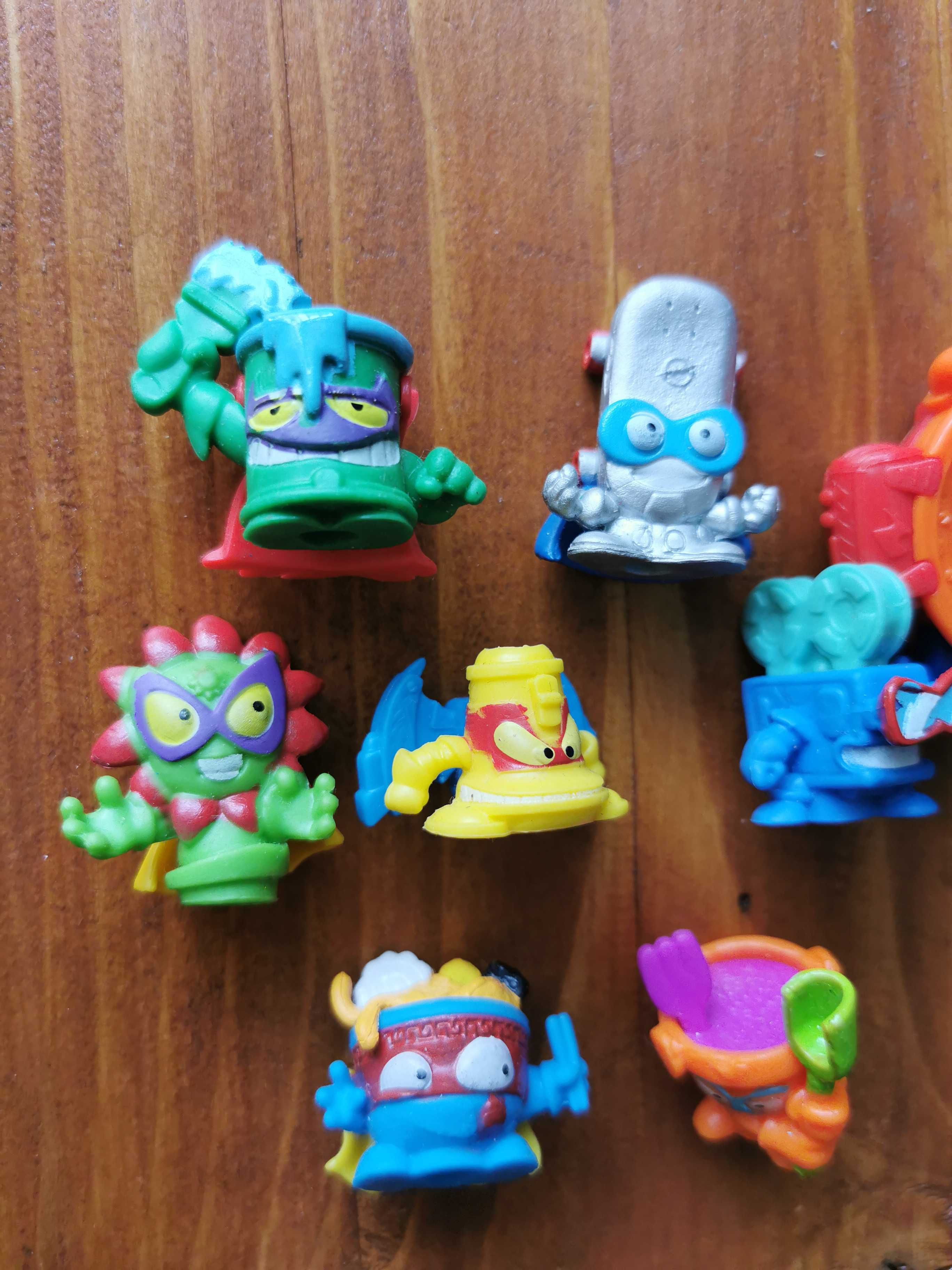 Zestaw figurki Superzings super zings srebrna pojazd