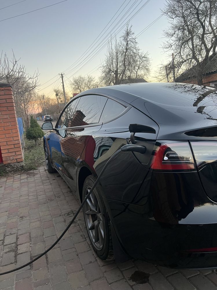 Tesla made 3 2021 рік 7 місяць