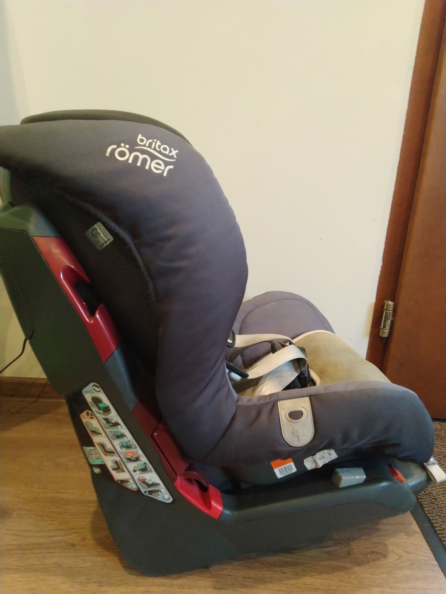 Fotelik Britax Römer Romer SafeFIXPLUS 9-18kg ISOfix Bardzo dobry stan