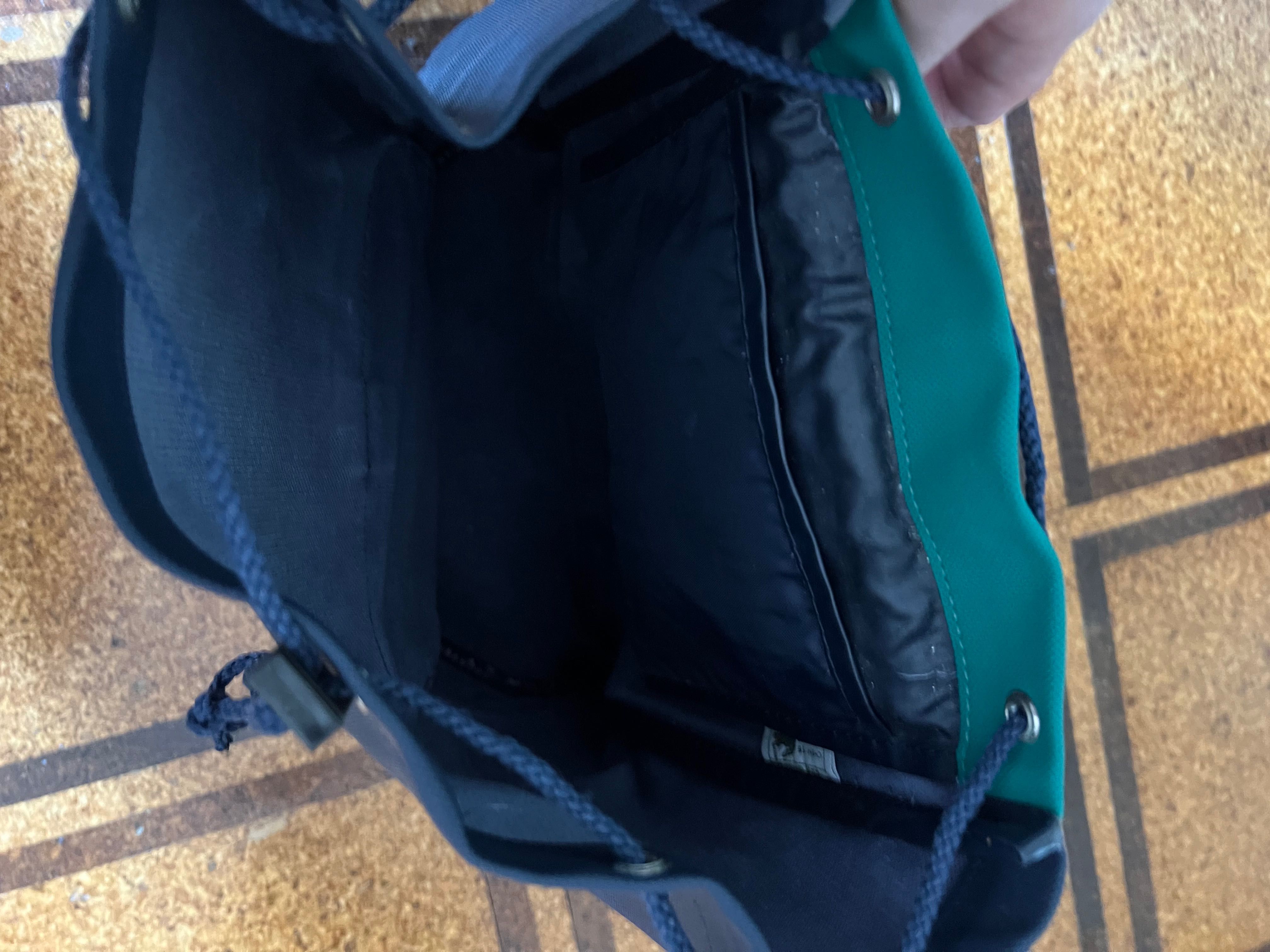 Mochila Lacoste vintage usada