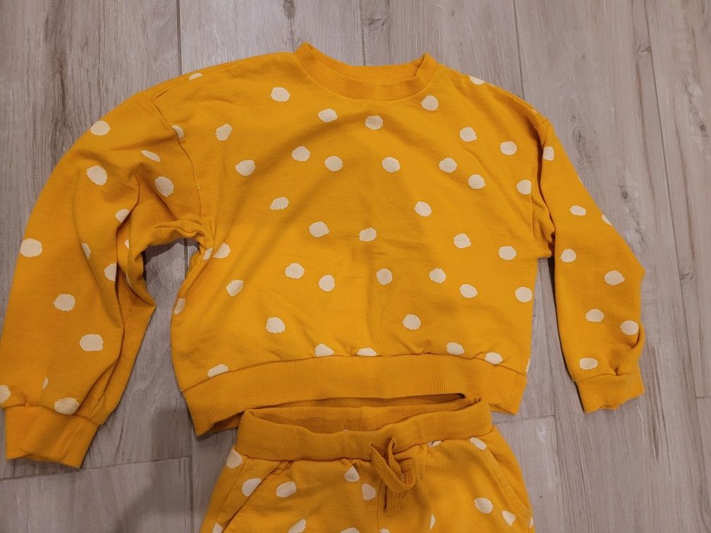 Dres bluza i spodnie Sinsay