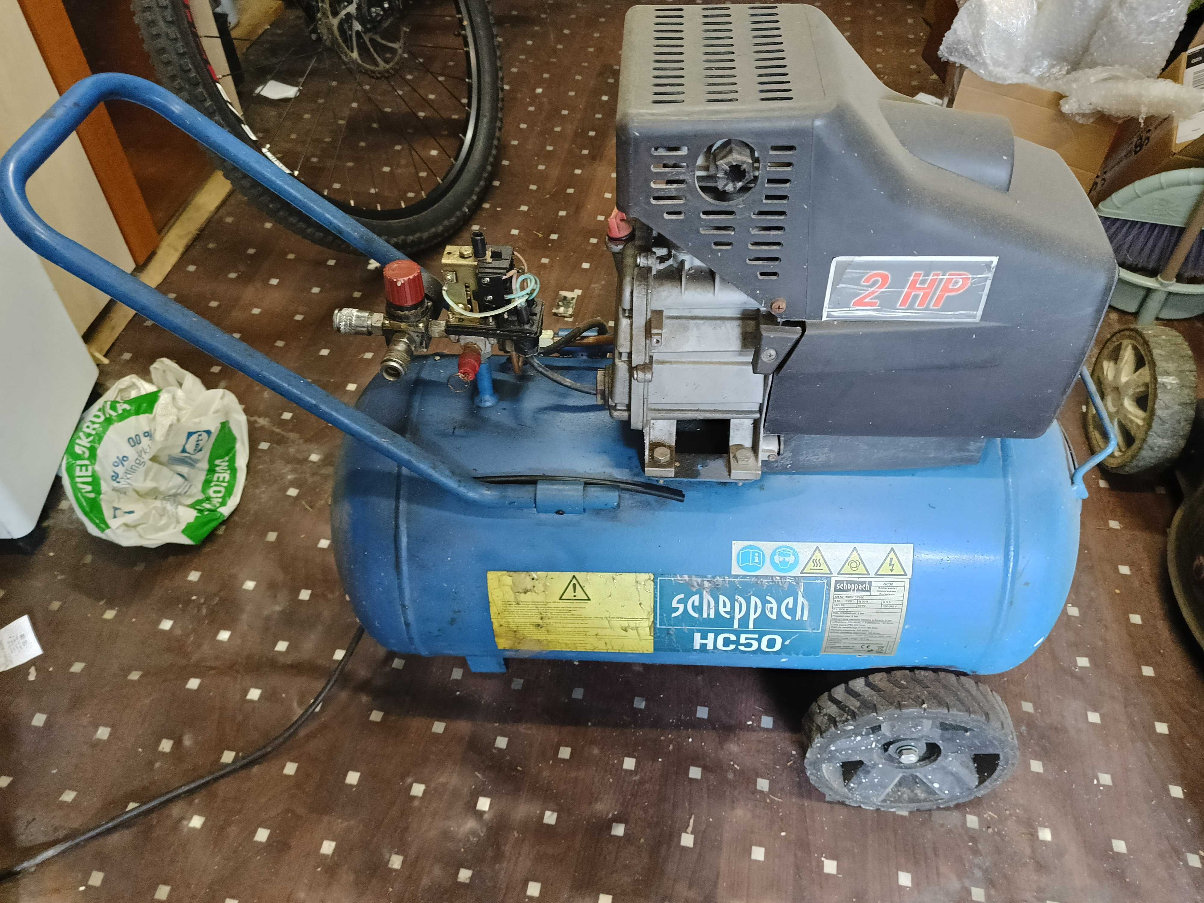 Kompresor olejowy 50 L Schepach