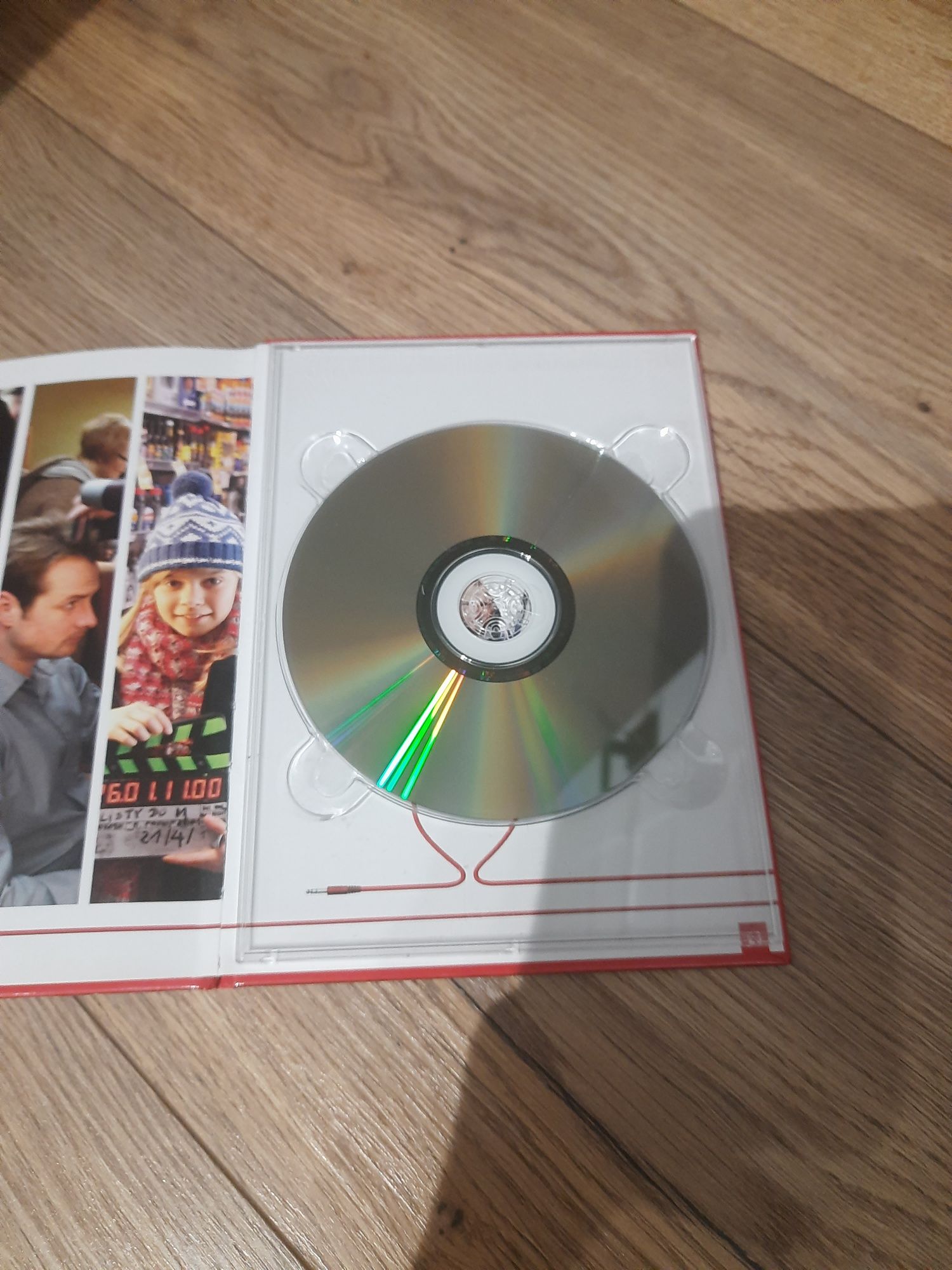 DVD z filmem Listy do M.