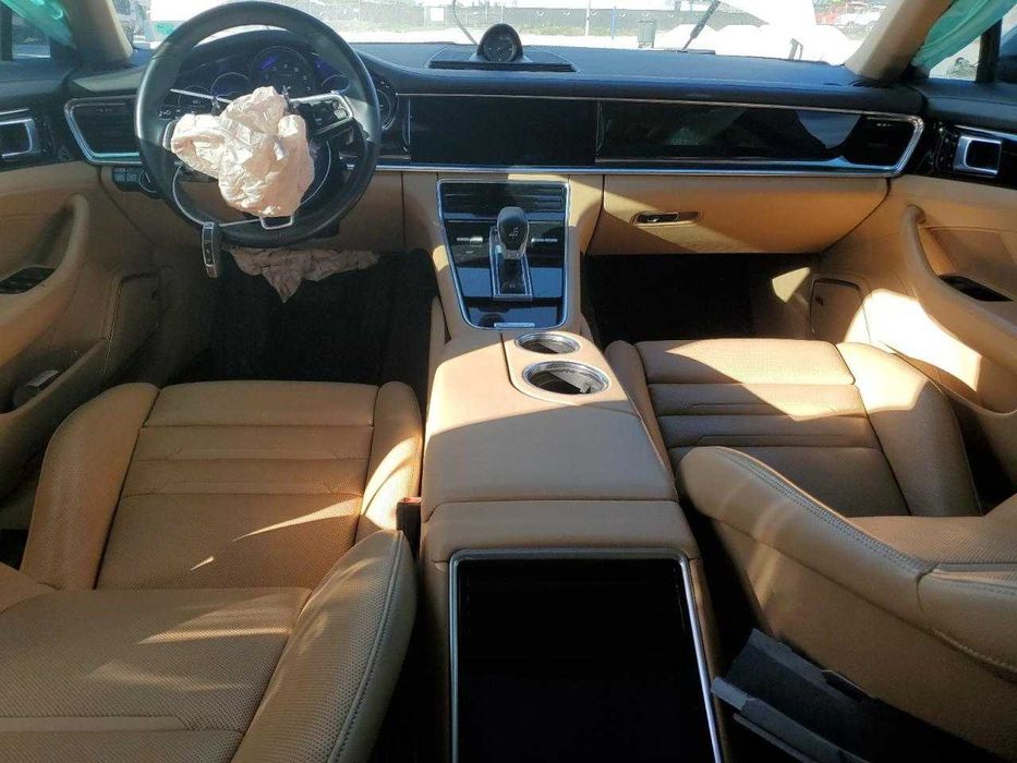 Porsche Panamera 971 3.0, z 2018 roku, model USA.