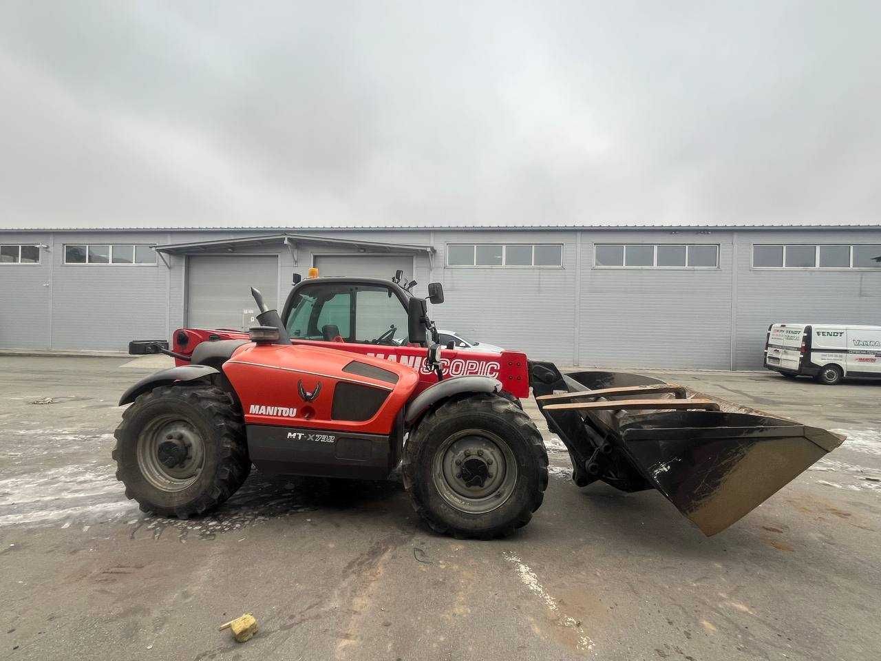 Телескопический погрузчик Manitou MT-X 732 телескопічний навантажувач