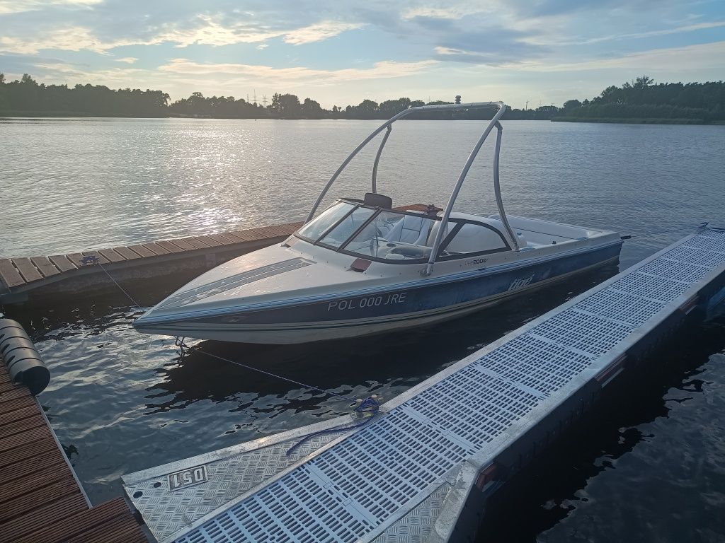 Super motorówka Tige do sportów wodnych