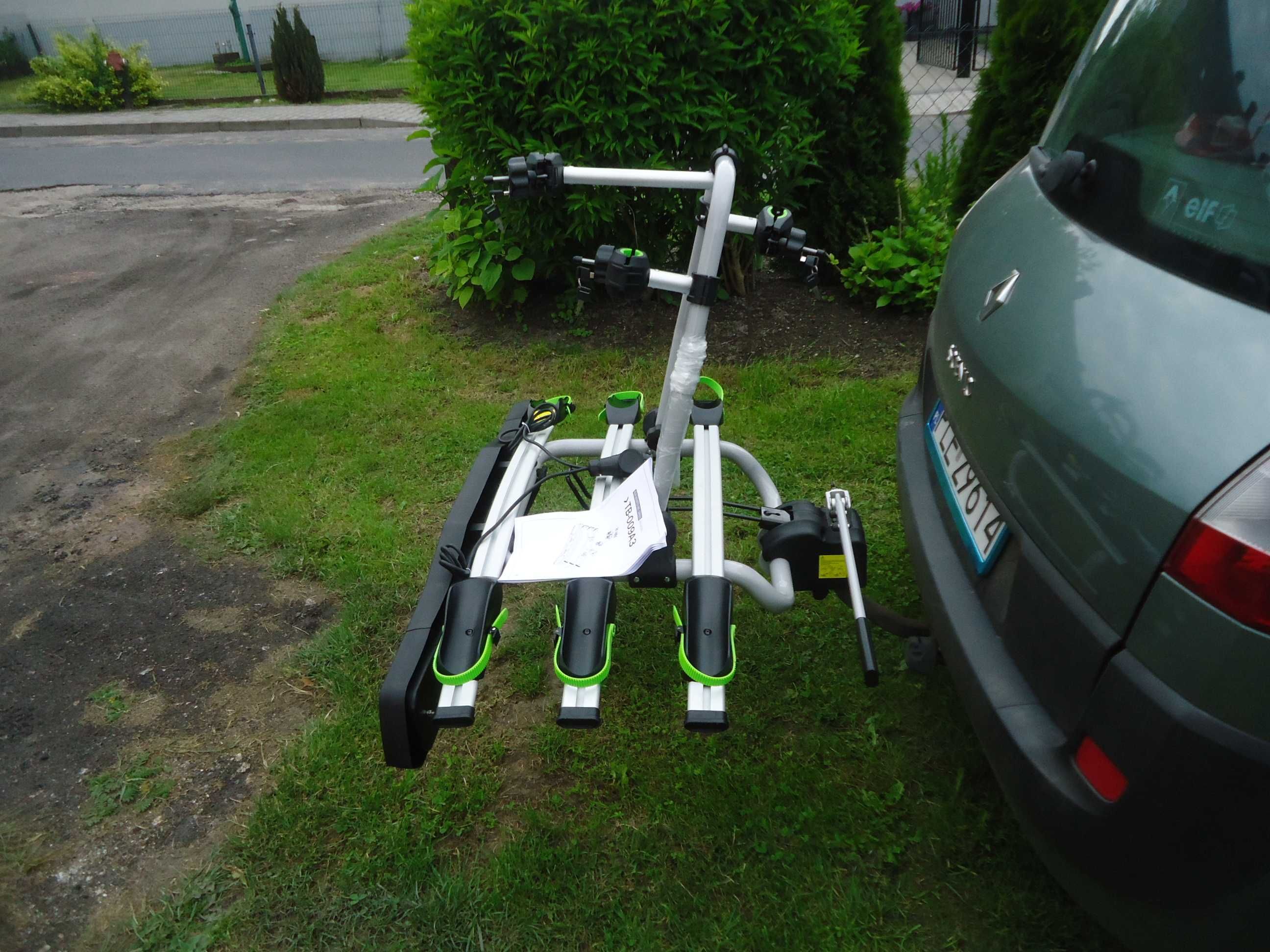 Bagażnik rowerowy  na trzy rowery BT-009A3 na hak