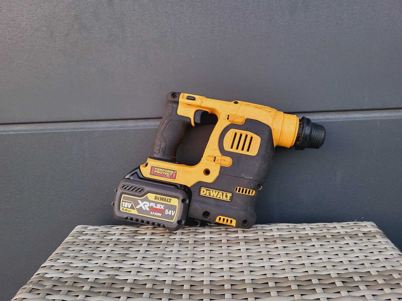 DeWALT DCH253N młotowiertarka SDS+, 18V,  3-funkcyjna + Akumulator 6Ah