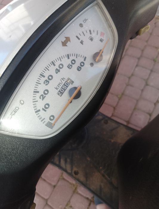 Продам скутер Honda dio af 35 технічний стан хороший.