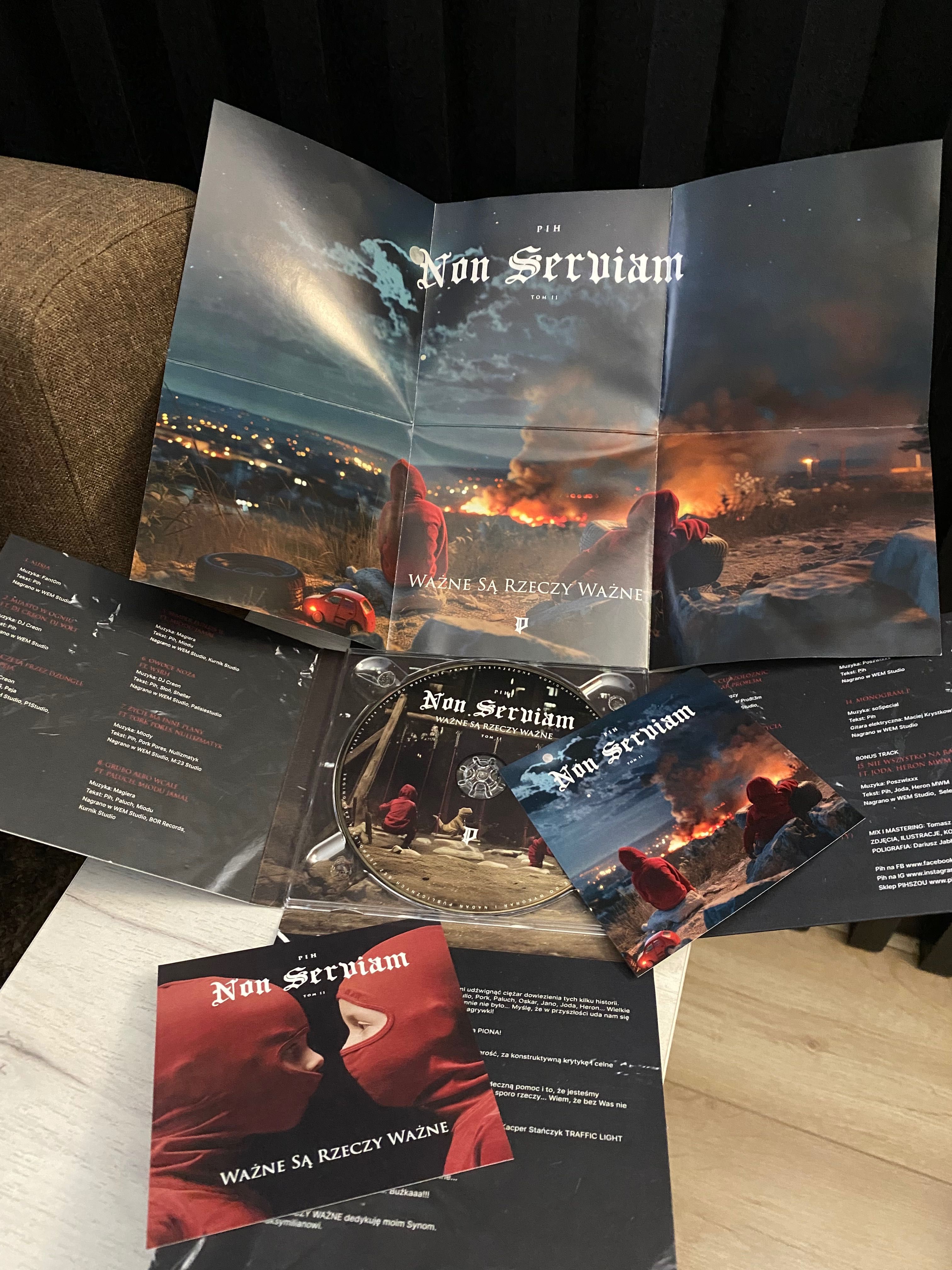 Pih Non Serviam II 2 płyta preorder naklejki plakat