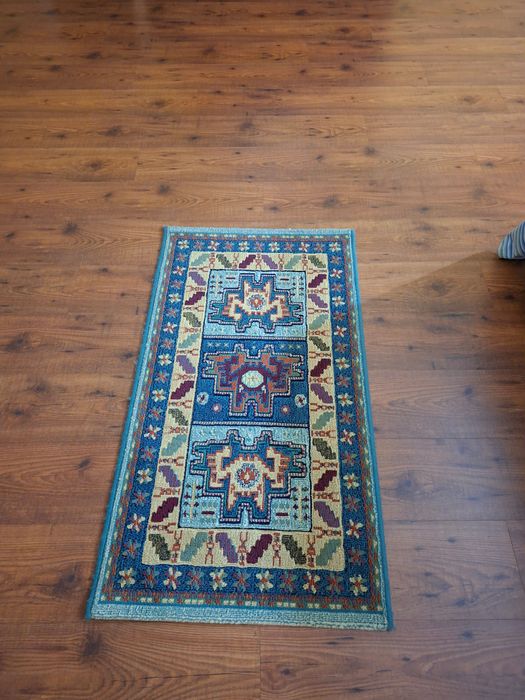 Tapete persiano pequeno