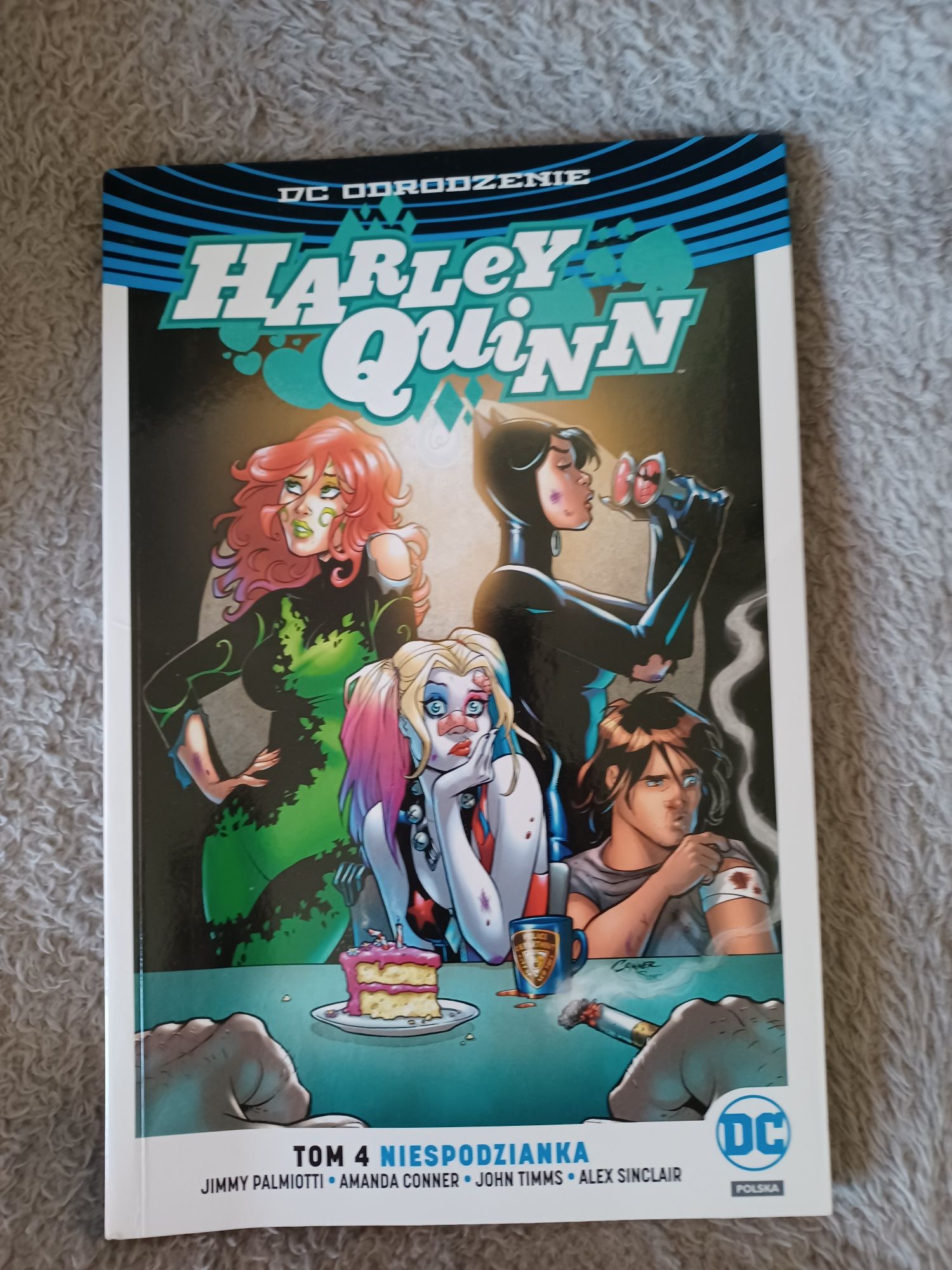 Komiks Harley quinn tom4 niespodzianka