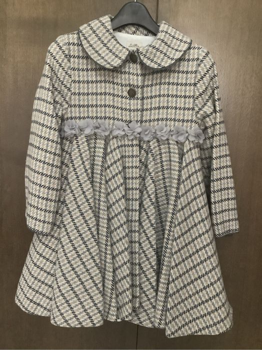 Casaco comprido de fazenda para menina de 8 anos