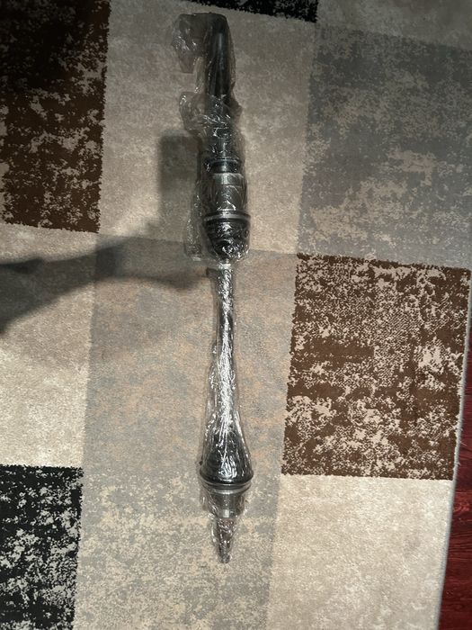 Полуось передняя правая Jeep Grand Cherokee wk2