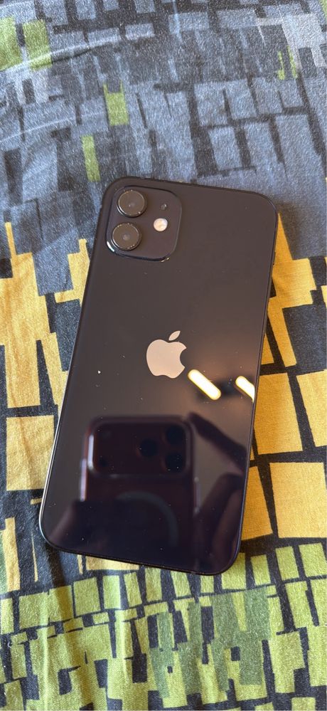 Iphone 12 64gb em Boas condicoes