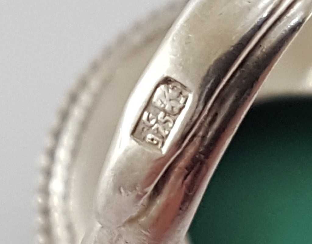 Srebrny pierścionek typu Chinka z turkusem tybetańskim