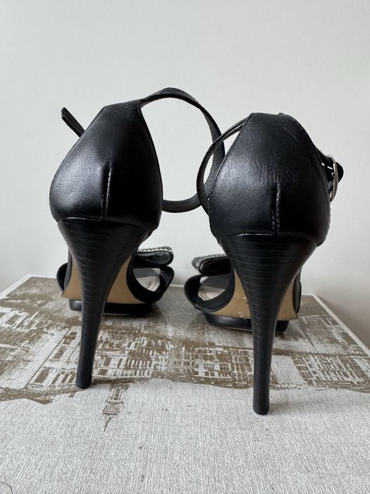 Szpilki marki Kazar rozmiar 37