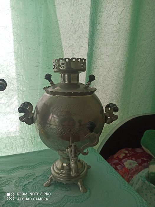 Самовари електричні в хорошому стані.