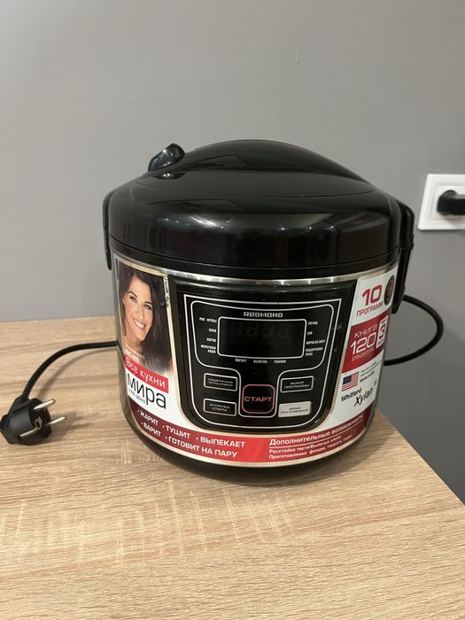Мультиварка REDMOND series  multi PRO RMC -m10
