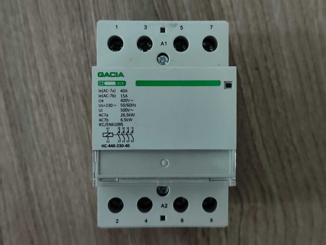 Contactor/Relé 4P 40A 400V - GACIA