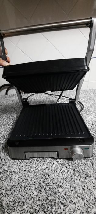 Grelhador Electronia