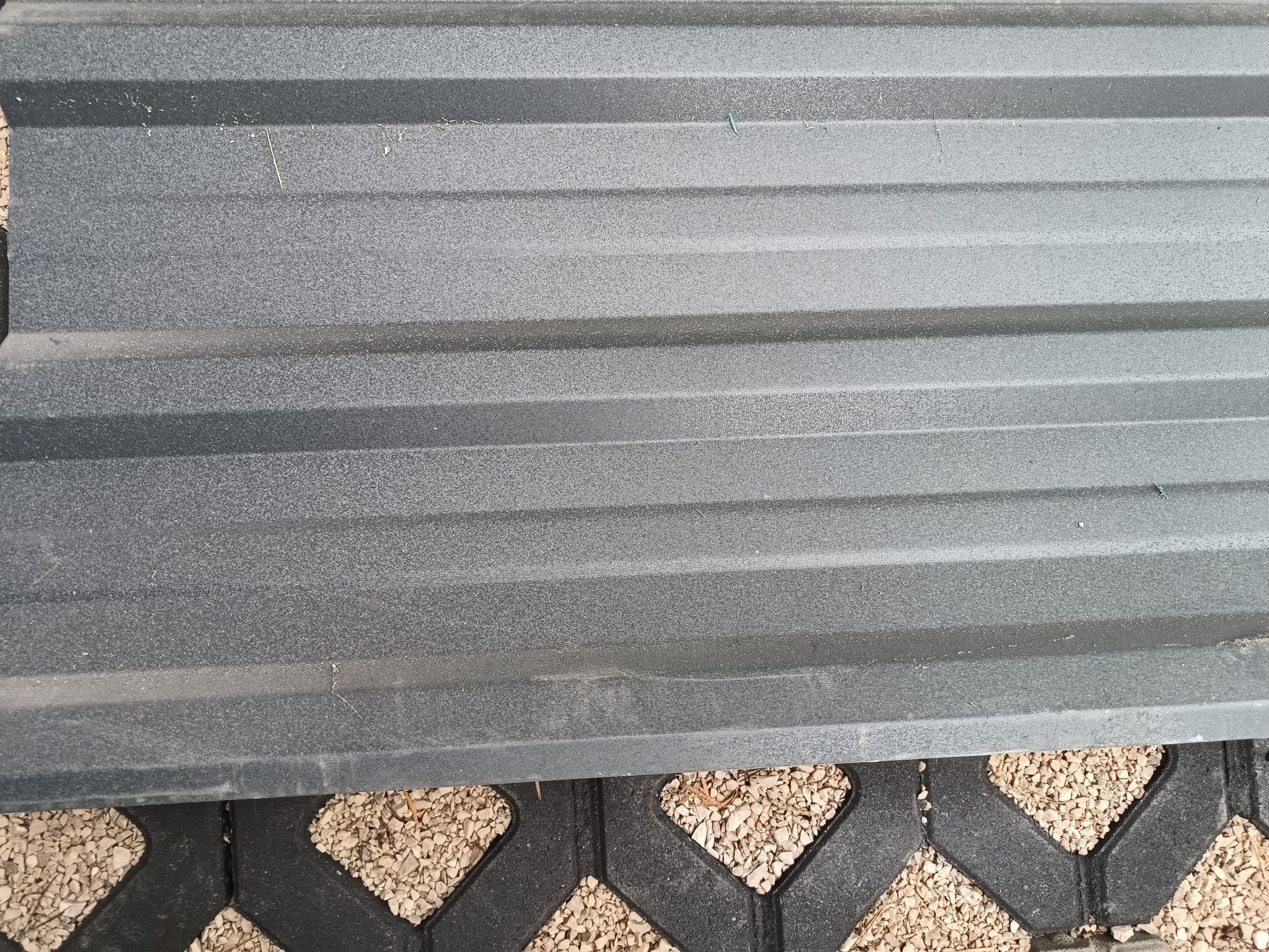 Arkusz blachy trapezowej RAL 7016