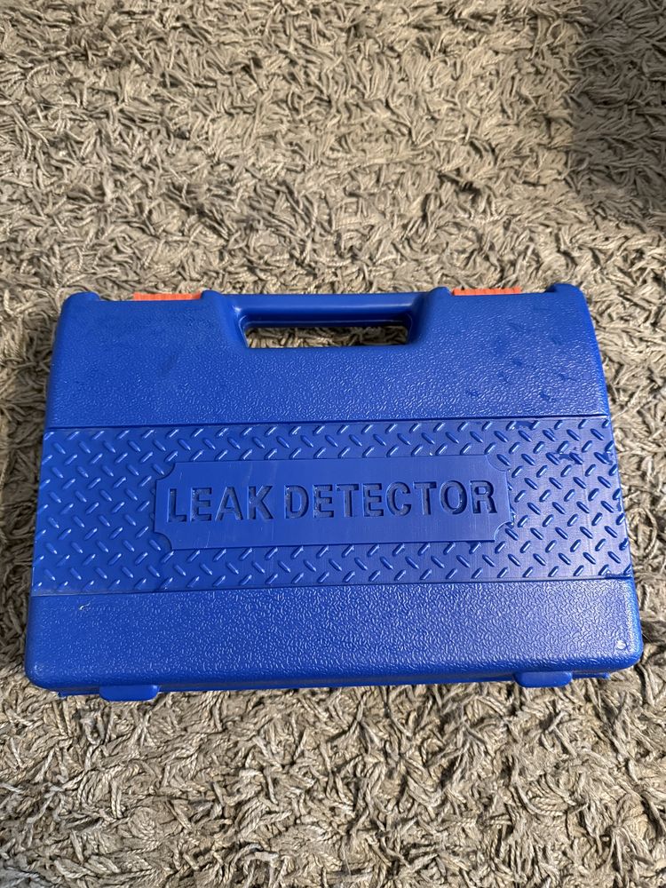 Detektor do gazów LEAK DETECTOR