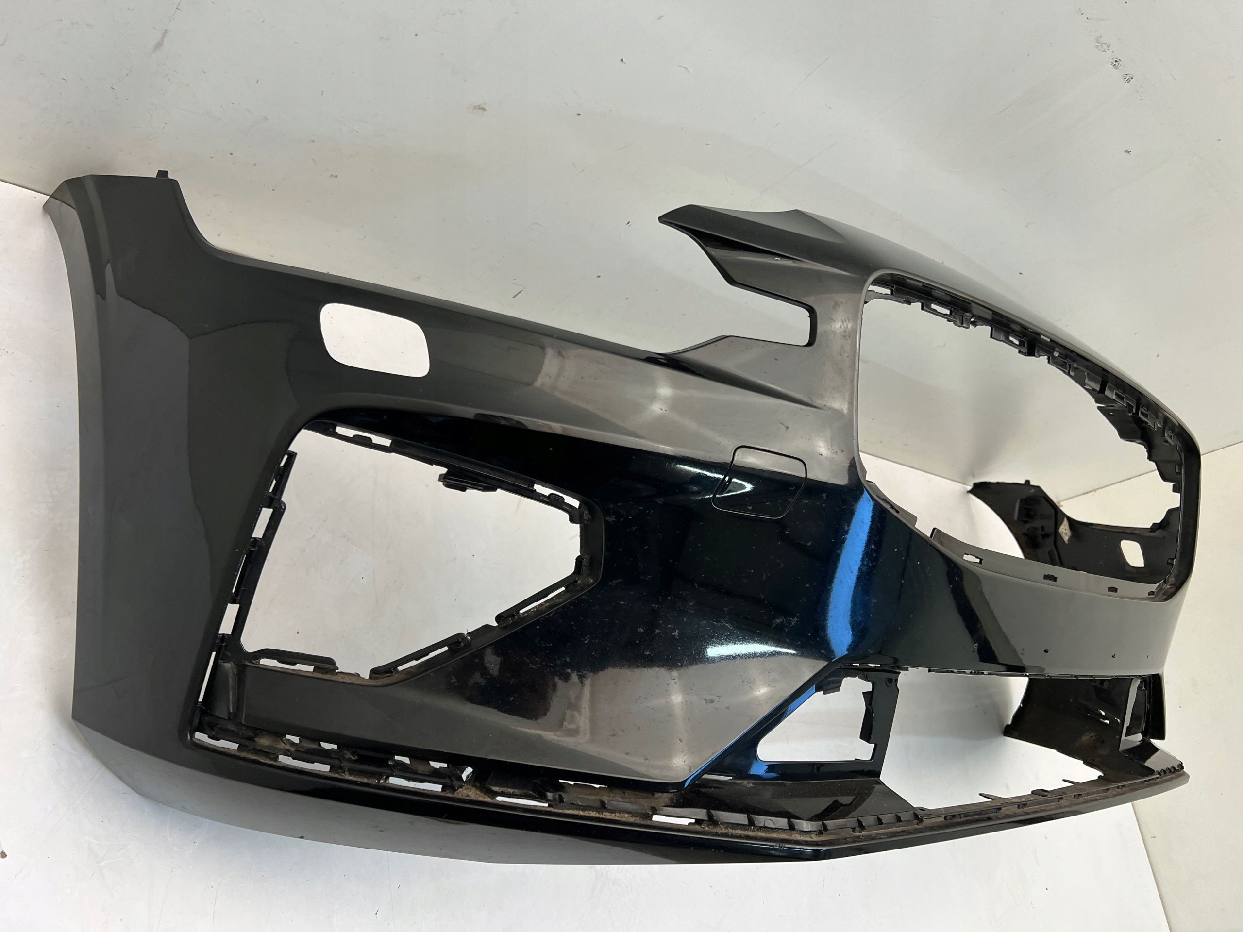 Volvo S60 V60 II Zderzak Przedni r design 2018
