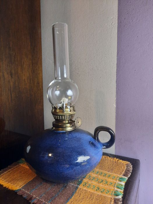 Lampka naftowa, ceramiczna