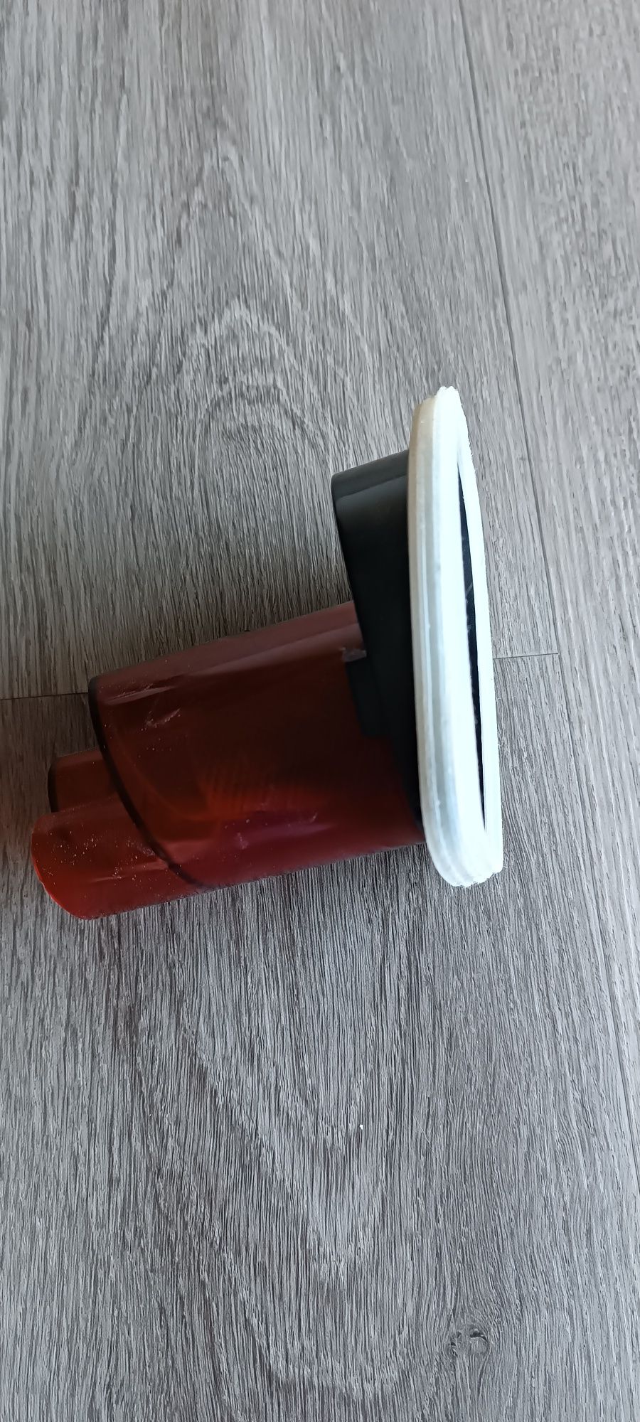 Mini aspirador vertical com fio 600W