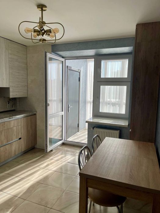 Оренда сучасної квартири на Площі Ринок.