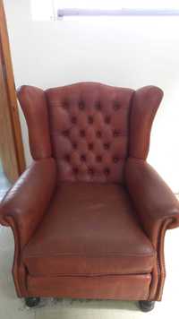 Vendo 2 poltronas vintage  + 01 sofá chaise long + 01 colchão casal