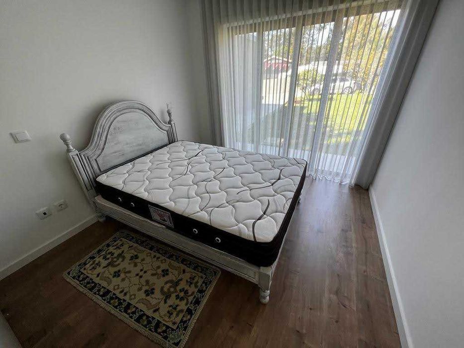 Colchão de cama anatómico, de casal, NOVO