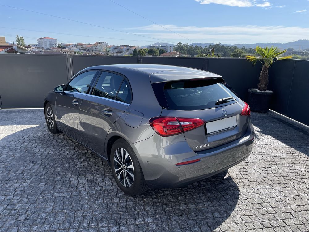Mercedes-Benz a180d auto