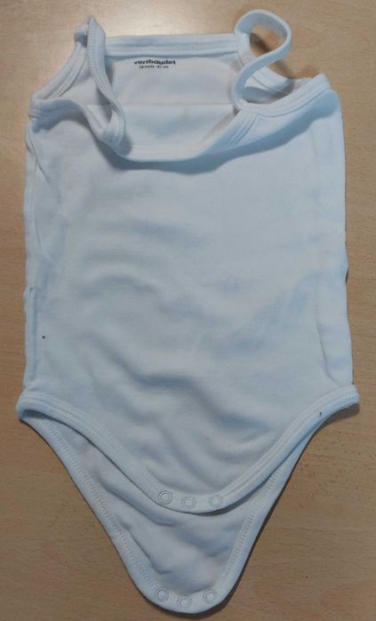 Roupinhas de Bebé