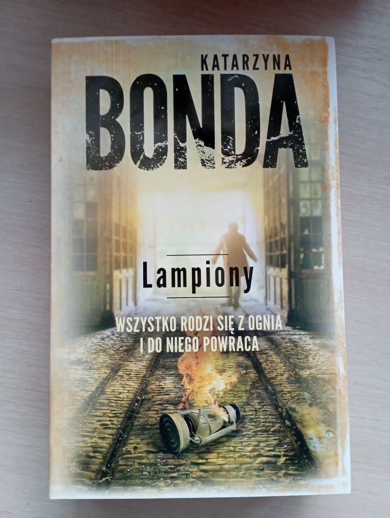 Bonda Lampiony książka