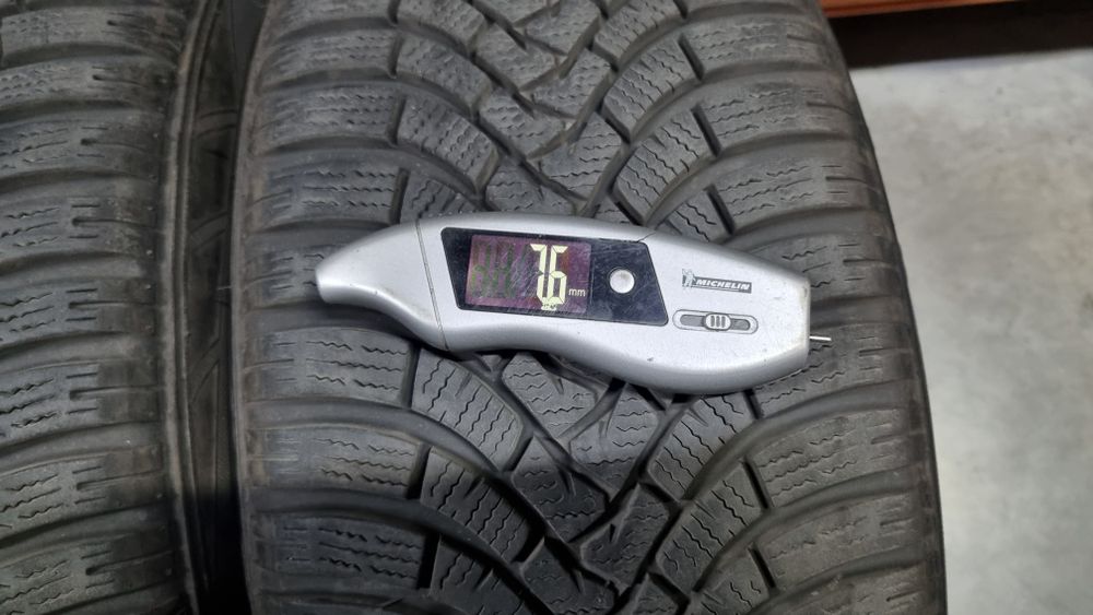 Opony zimowe Falken 235/45 R17