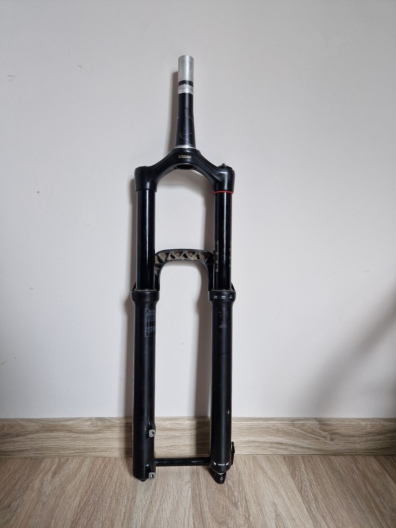 amortyzator Rock Shox Lyrik 29" 180mm boost Charger RCT3