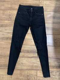 H&M jeansy spodnie czarne rurki dziury z dziurami dżins sprawny