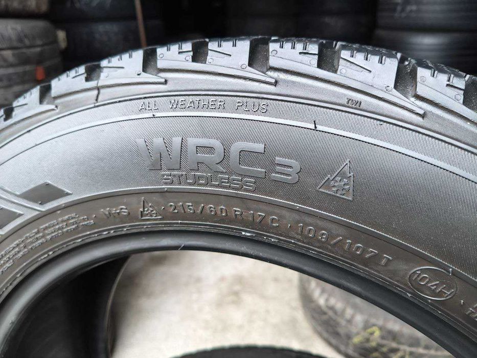 Nokian WR C3 215/60r17c 2шт, 7,5-8мм, ЗИМА. Привезены из Германии.
